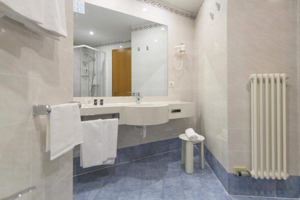 Sporthotel Villa Stella Torbole Sul Garda Esterno foto
